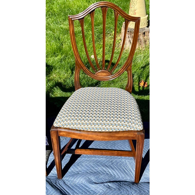 Brown 1970s Ethan Allen Mahogany Hepplewhite Shield Back Dining Chairs in Knoll Fabric - Set of 6 For Sale - Image 8 of 18