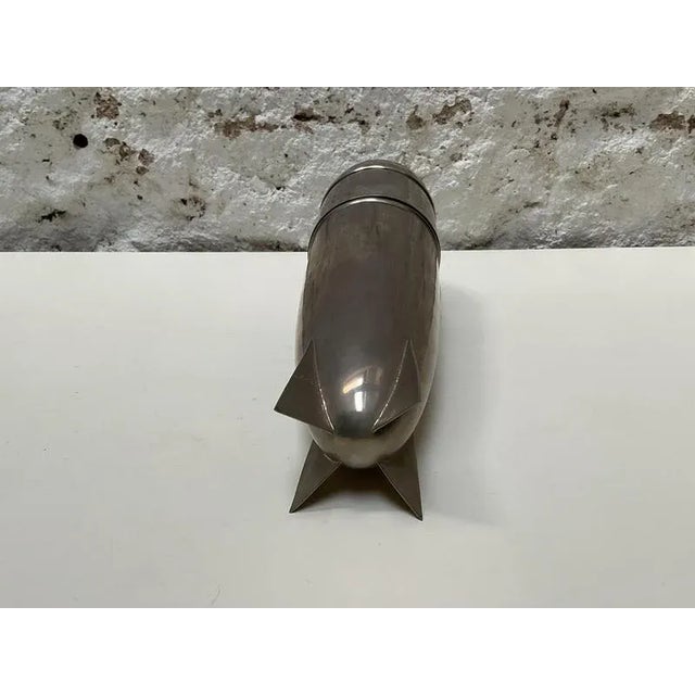 Art Deco Zeppelin Cocktail Shaker in Chrome-Plated Metal, Central Europe, 1940s For Sale - Image 10 of 13