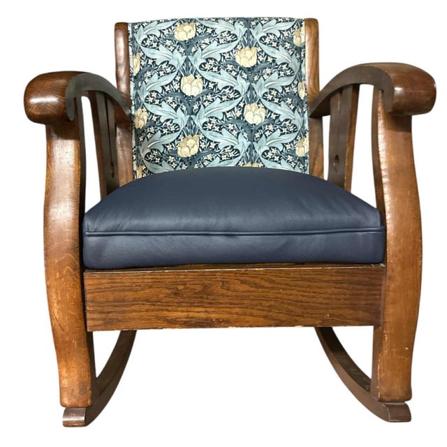 Late 19th Century Liberty & Co. Attributed Oak Rocking Chair With New G. P. & J. Baker Indigo and Ivory Linen and Indigo Leather For Sale In Saint Louis - Image 6 of 7