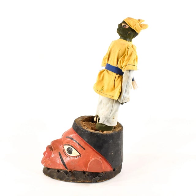 Early 20th Century Yoruba Gelede Mask with Figure Nigeria For Sale - Image 4 of 7