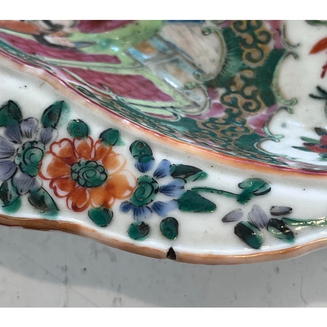 Ceramic 19th-Century Chinese Rose Medallion Porcelain Shrimp Dish For Sale - Image 7 of 8