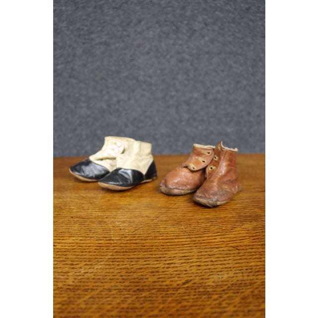 Early 20th Century Antique Victorian Children’s Shoes & Illustrated Keepsake Box, 3-Piece Group For Sale - Image 5 of 16