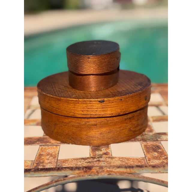 Late 19th Century Pair Antique Shaker-Style Bentwood Boxes, Oval & Round, 19th–Early 20th Century For Sale - Image 5 of 14
