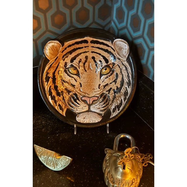 What a fabulous MCM ceramic bowl! Made in Italy for Taste Setter Sigma featuring a hand-painted tiger face in rich ochre,...