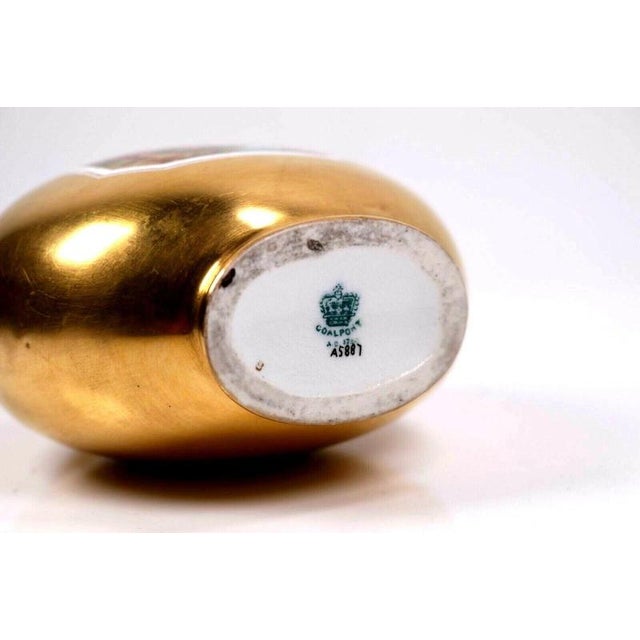 Gold Gilt Porcelain Moon Flask Vase with Hand-Painted Landscape Reserves from Coalport, 1880 For Sale - Image 8 of 9