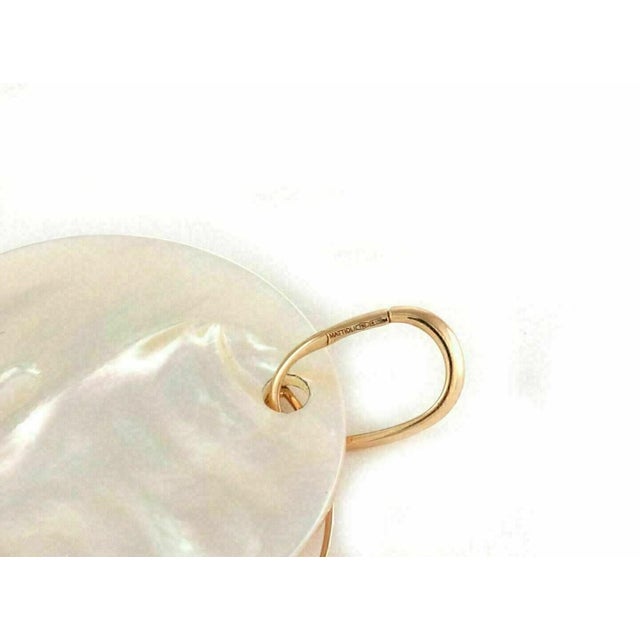 Mid 20th Century Mattioli Siriana MOP 18k Rose Gold Lattice & Gem Round Pendant For Sale - Image 4 of 5