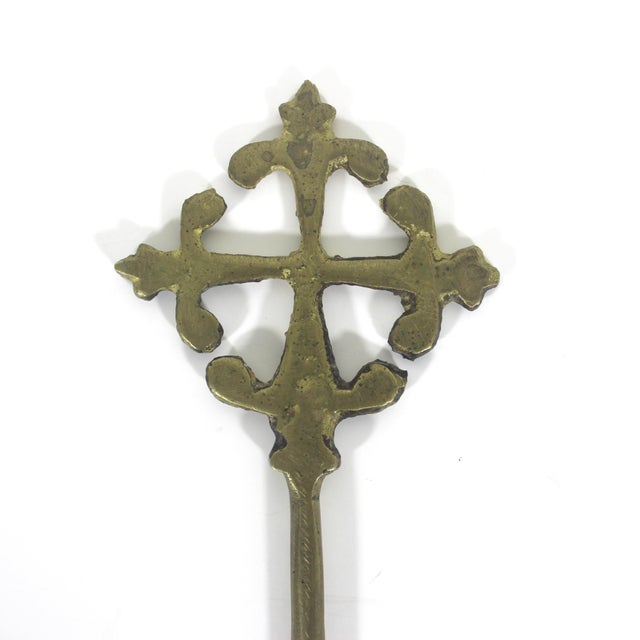 Gothic Vintage Ethiopian Processional Brass Gothic Ornamental Handheld Coptic Cross For Sale - Image 3 of 6