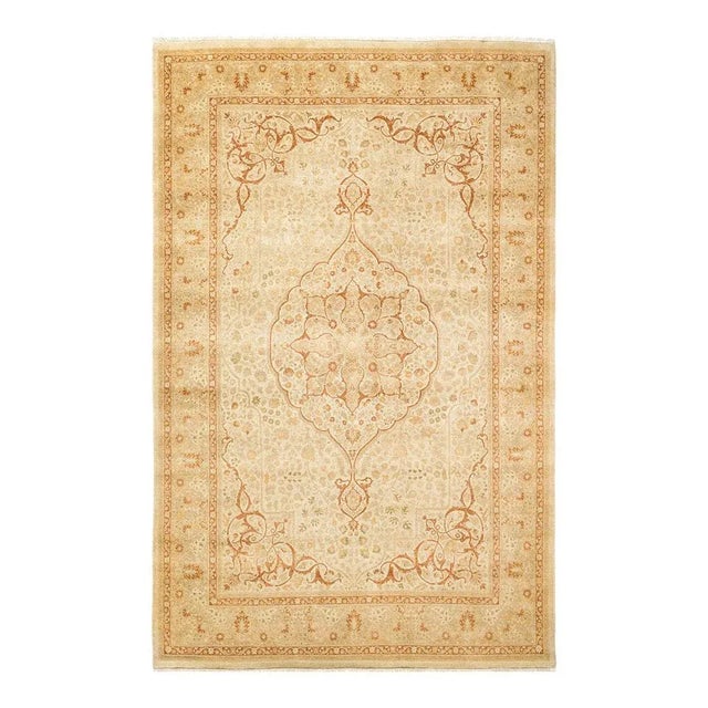 Mogul Collection Hand-Knotted Area Rug - Ivory 6' 0" x 9' 5" For Sale - Image 4 of 4