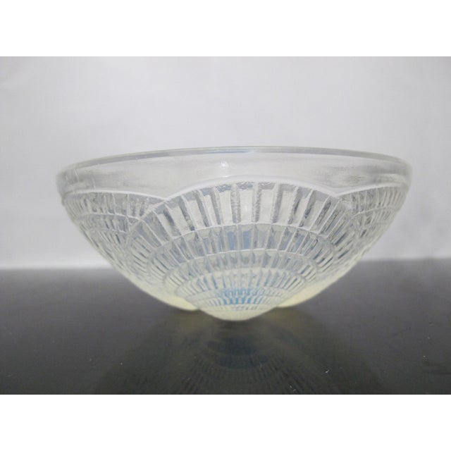 1920s Rene Lalique France Coquilles Shell Opalescent Art Deco Glass 5 1/4" Bowl For Sale - Image 5 of 11