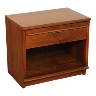 1960s Lane Mid-Century Modern Walnut Nightstand For Sale