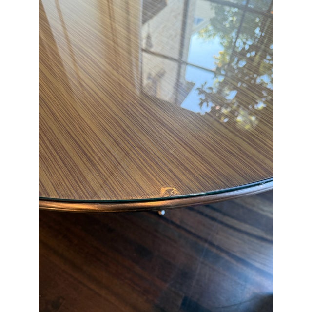 Caracole Caracole Modern Metro 54 Inch Round Dining Table For Sale - Image 4 of 8