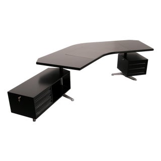 T96 Executive Corner Desk in Black Lacquered Wood by Osvaldo Borsani for Tecno, 1950s For Sale