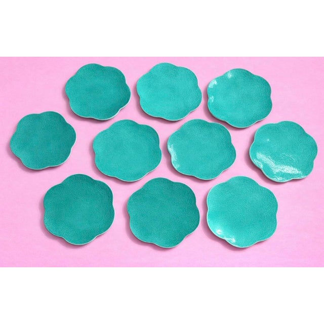 Vintage Italian Flower Shaped Charger or Dinner Plates - Set of 10 For Sale In Miami - Image 6 of 8