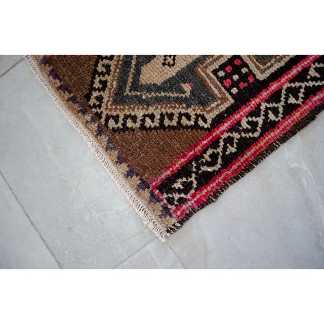 Textile 1980s Front of Kitchen Sink Rug Hand Made Small Turkish Rug Bath Mat Faded Mini Rugs 1'6" X 3' For Sale - Image 7 of 13