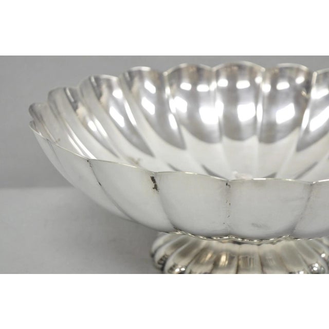 Vintage Reed & Barton Modern Silver Plated Oval Scalloped Pedestal Fruit Bowl For Sale - Image 10 of 12