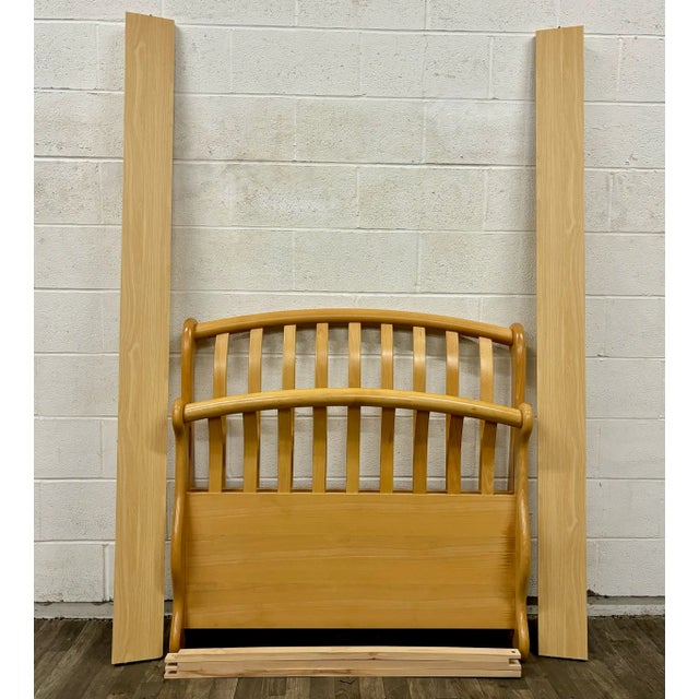 This is a beautiful and rare Italian Pali twin-size sleigh bed from their “Made in Italy” collection. Appears to be a...