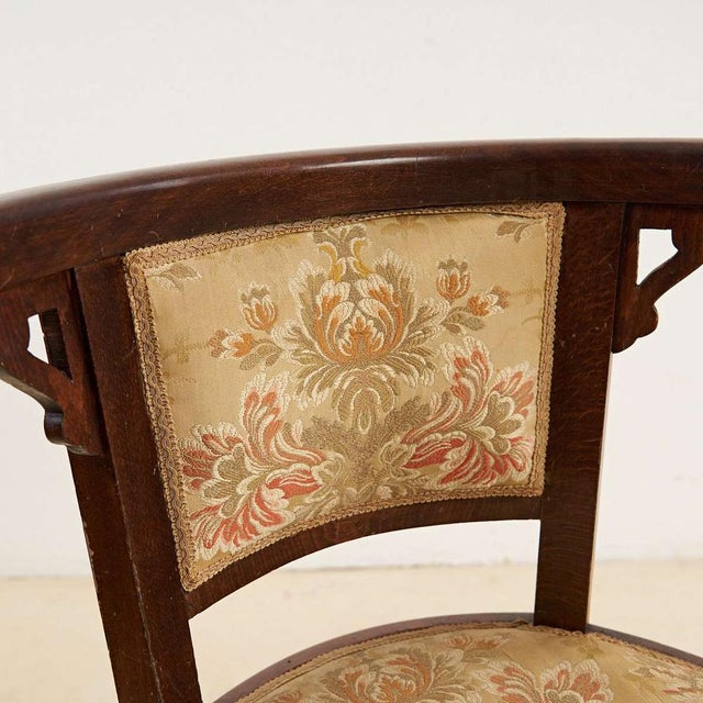 Chair with Fine Damask Floral Upholstery, Late 19th-Early 20th Century For Sale - Image 3 of 6