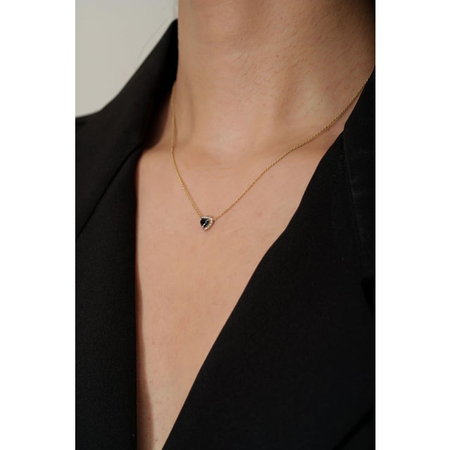 Contemporary Modern 14k Yellow Gold Heart Blue Sapphire & Diamond Halo Pendant Necklace For Sale - Image 3 of 12