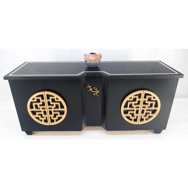 Mid-Century Modern Large Asian Black Lacquer Large Carved Wood Door Pulls 8 Drawer Dresser Credenza For Sale - Image 3 of 17