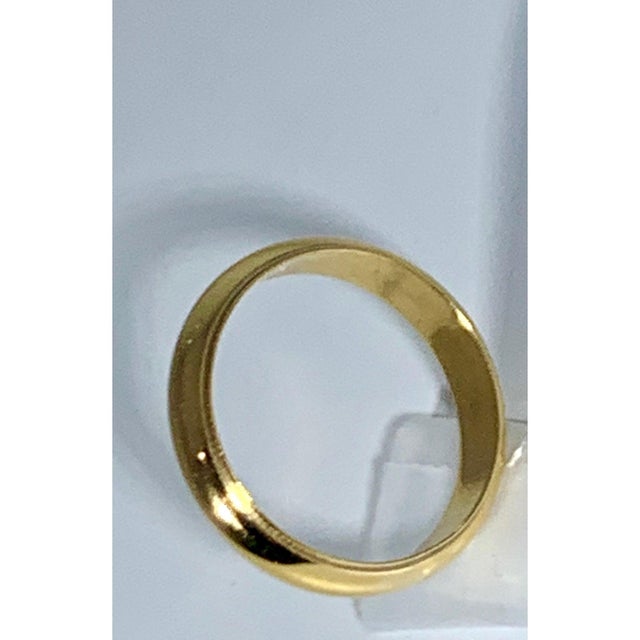 4 Karat Yellow Gold Wide 5.5 mm Plain Wedding Band Ring 6 Grams , Estate This timeless style adds a step-down edge to each...