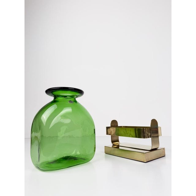 Gold Mid-Century Modern Empoli Green Glass Vase with Brass Pedestal, Italy, 1970s For Sale - Image 8 of 18