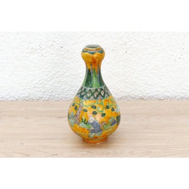Antique Chinese Famille Rose Vase For Sale - Image 4 of 9