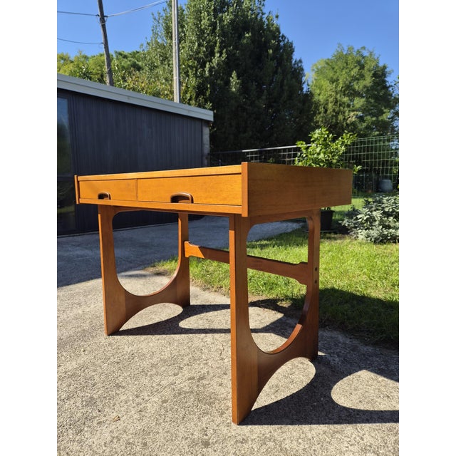 Vintage Teak Desk attributed to R. Bennett for G-Plan, 1970s For Sale - Image 6 of 15