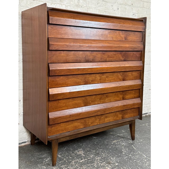 This walnut highboy dresser from Lane Furniture comes from their highly sought-after "First Edition" series. Crafted in...