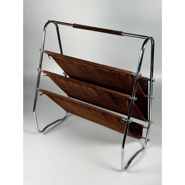 Mid-Century Magazine Stand in Metal and Leather, 1960s-1970s For Sale - Image 4 of 18