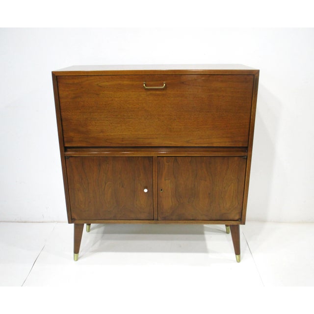 American of Martinsville Mid Century Walnut Bar Cabinet For Sale - Image 12 of 12