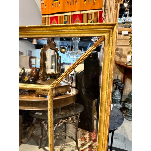 Early 19th Century English Segmented Gilt Carved Wood Mantle Mirror For Sale - Image 4 of 8