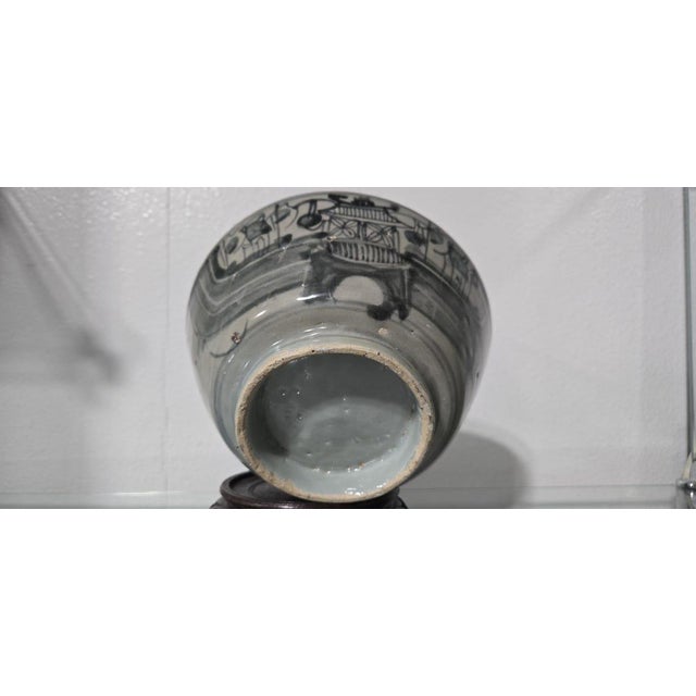 19th Century Ming Dynasty Wanli Blue and White Bowl: Swatow Pagoda Scene (17.5cm) For Sale - Image 11 of 11