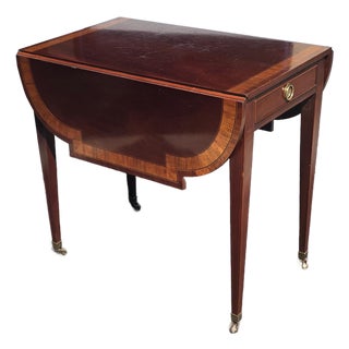 Vintage Baker Furniture Pembroke Drop Leaf Side Table Inlay Design One Drawer #2 For Sale