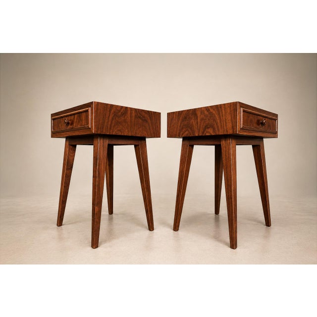 Wood Brazilian Modern Pair of Imbuia Wood Nightstands by Teperman, Brazil, 1950s For Sale - Image 7 of 18