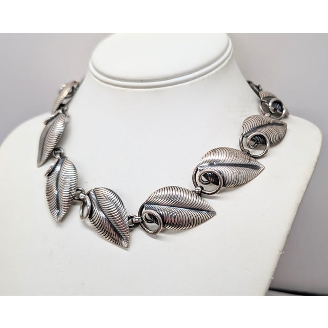 Mid-Century Modern Vintage 1954 Signed Napier Book & Ad Piece Silvertone "Linden" Leaves Necklace For Sale - Image 3 of 9