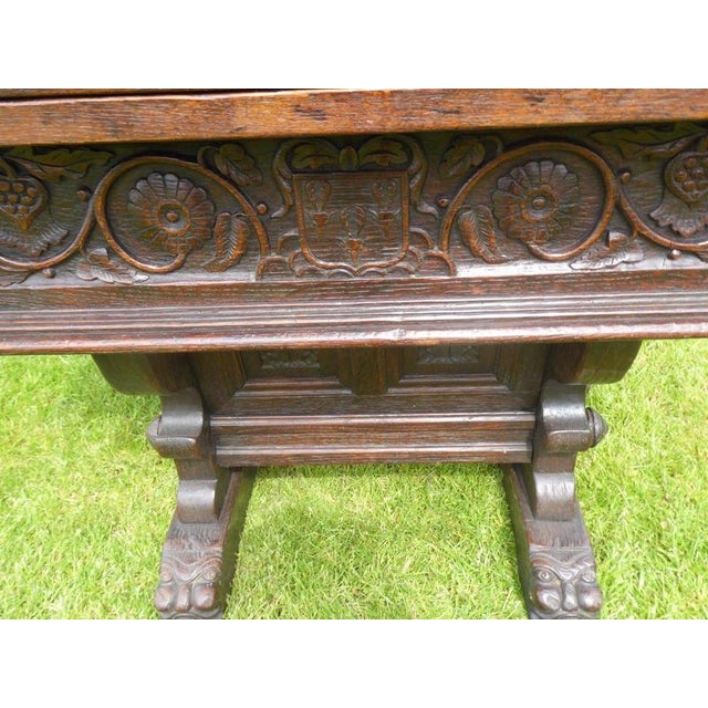 Antique Georgian Oak Hall Table with Duke of Devonshire Crest, 1790 For Sale - Image 13 of 18