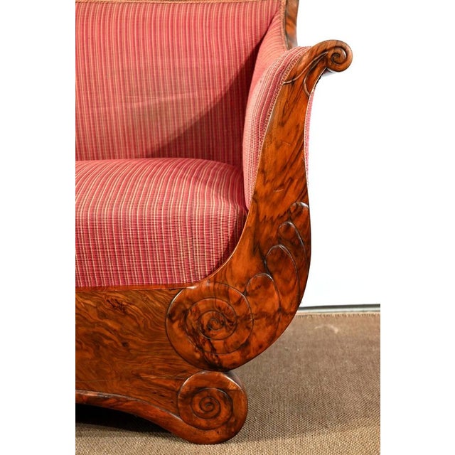 !9th Century 3-Seater Sofa in Walnut Bramble For Sale - Image 15 of 18