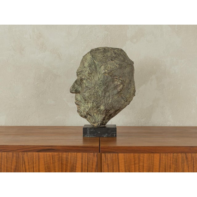 This unique bronze sculpture depicts Helmut Kohl in an abstract and expressive style. The work of an unknown artist...