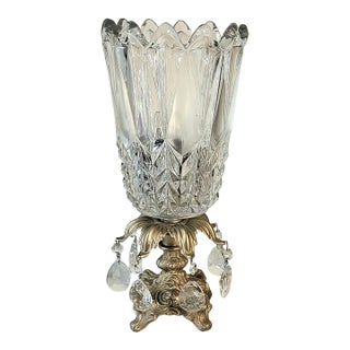 Mid 20th Century Hollywood Regency Lead Crystal Electric Tulip Table Lamp With Teardrop Prisms & Marble Base For Sale