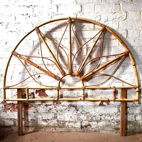 Vintage Bamboo headboard for a Queen size bed Dimensions 136cm length 83cm height 121 cm total height including legs...