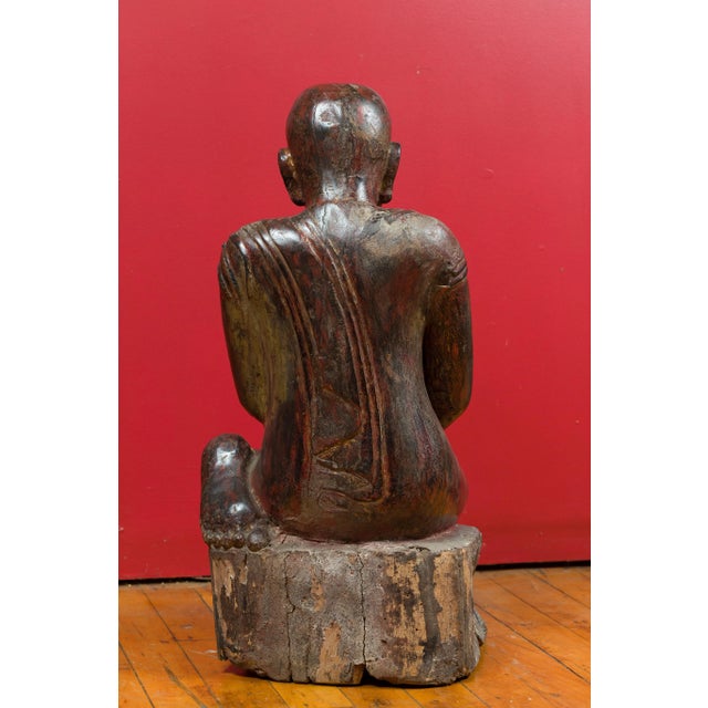 Asian 18th Century Thai Hand Carved Lacquered Wood Sculpture of a Seated Monk For Sale - Image 3 of 13