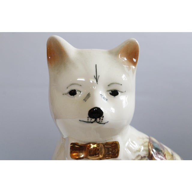 Mid 20th Century Pair of Staffordshire English Porcelain Cats With Painted Pheasants For Sale - Image 5 of 15