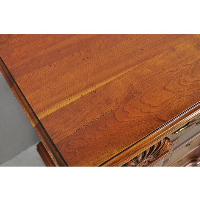 Vintage Georgian Cherry 3 Drawer Block Front Bachelor Chest Dresser by Harden For Sale - Image 9 of 18