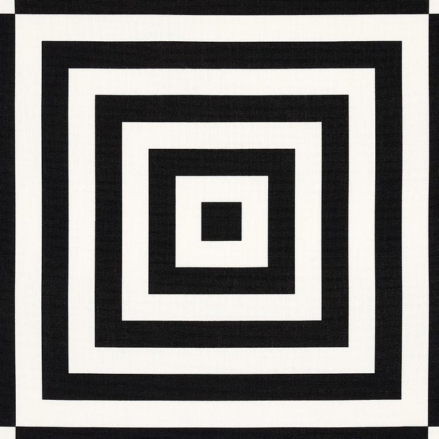 Hollywood Regency SAMPLE - Schumacher Roxbury Indoor/Outdoor Fabric In Black For Sale - Image 3 of 4