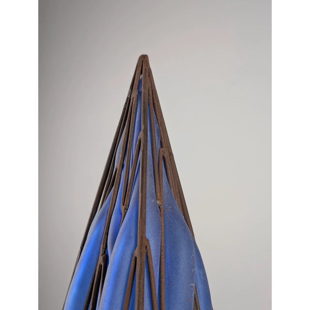 Pyramid Table Lamp in Iron and Hand-Blown Glass For Sale - Image 4 of 9