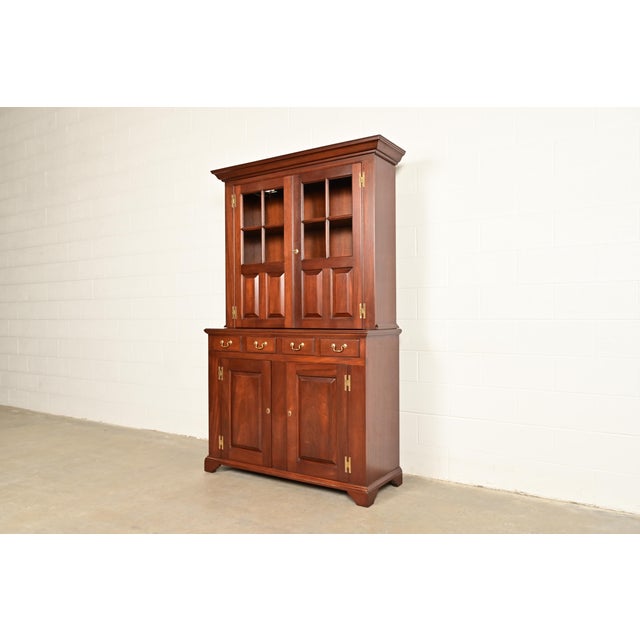 English Kittinger Georgian Carved Mahogany Breakfront Bookcase Cabinet For Sale - Image 3 of 18