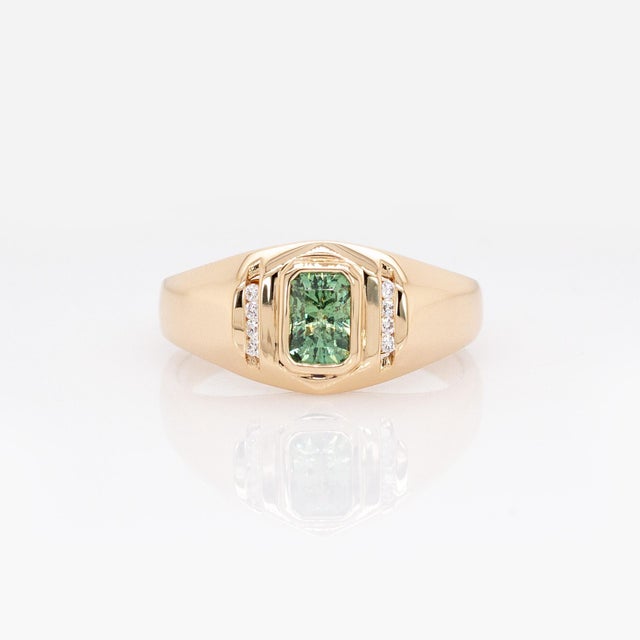 Contemporary Demantoid Ring With Natural Diamond Accents: 14k Solid Gold, Emerald Cut 6x4mm For Sale - Image 3 of 7