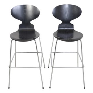 Vintage Black Ant Bar Stools by Arne Jacobsen, 2000s, Set of 2 For Sale