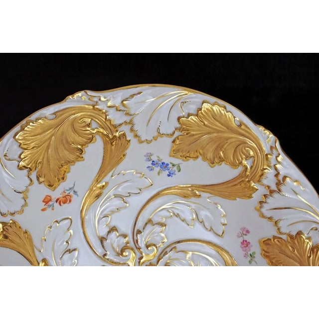 Traditional Antique Meissen Large Bowl Centerpiece Gilt Crossed Swords Mark For Sale - Image 3 of 4