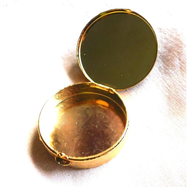 Vintage Pewter & Gold Cameo Woman Profile Trinket, Ring Box For Sale - Image 4 of 11